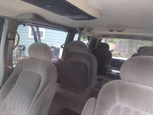 2003 AWD Astro van for sale in Rolling Meadows, IL