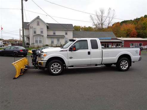 2011 Ford Super Duty F-250 Super cab XLT 4x4 W/ fisher 2 plow-western for sale in Southwick, MA