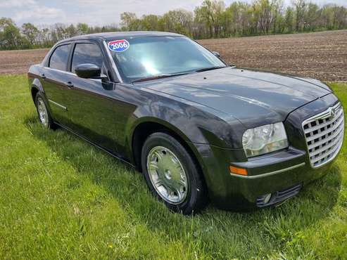 2006 CHRYSLER 300 - - by dealer - vehicle automotive for sale in Lafayette, IN