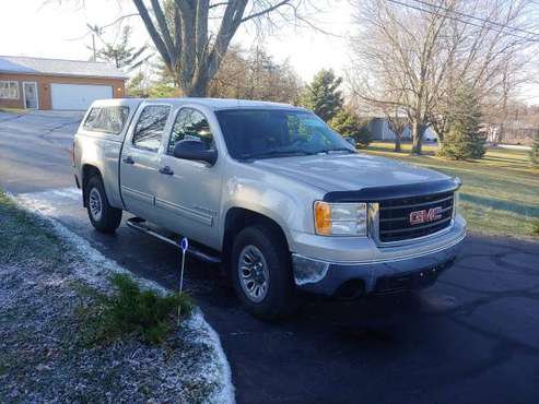 2007 GMC SIERRA 1500 - cars & trucks - by owner - vehicle automotive... for sale in Chesterton, IL