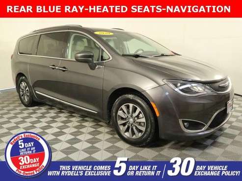 2020 Chrysler Pacifica Touring-L Plus for sale in Waterloo, IA