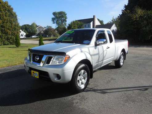 2012 NISSAN FRONTIER SV EXTENDED CAB 4X4 for sale in WEST BRIDGEWATER MASS, MA