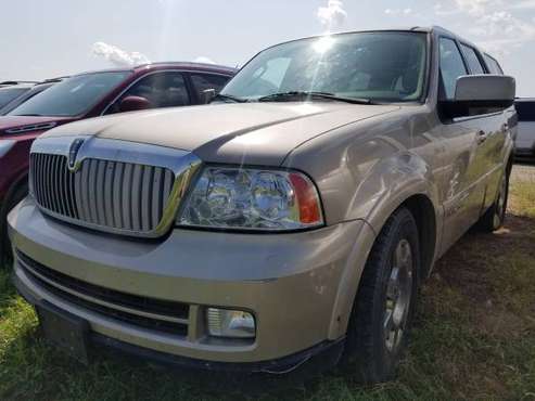 **LOADED** 2006 LINCOLN NAVIGATOR **CLEAN** for sale in West Fargo, ND