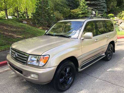 2003 Toyota Land Cruiser 4WD --Navigation, Third Row, Clean title-- for sale in Kirkland, WA