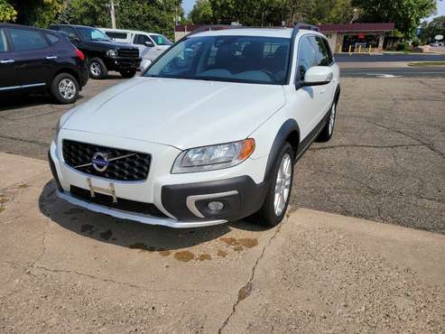 2016 Volvo XC70 T5 Premier AWD for sale in Shakopee, MN