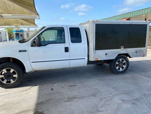 Ford Box truck F250 7.3L diesel 4x4 - cars & trucks - by owner -... for sale in Alvarado, TX