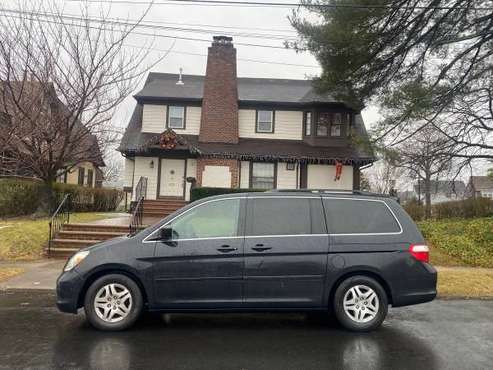 2007 Honda Odyssey EXL Clean title no accidents Leather Sunroof for sale in Elizabeth, NJ
