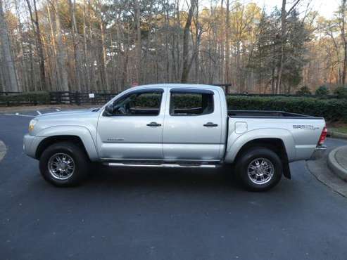 2007 Toyoya Tacoma PreRunner Double Cab 121, 000 miles - cars & for sale in Cumming, GA
