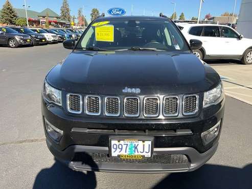 2017 Jeep Compass DIAMOND BLACK CRYSTAL PEA Great price! - cars & for sale in Bend, OR
