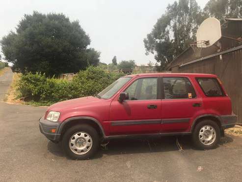 1998 Honda CRV AWD 2nd owner AUTOMATIC CLEAN - cars & trucks - by... for sale in Petaluma , CA