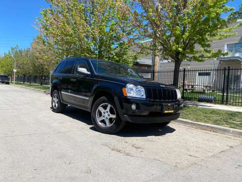 2005 JEEP GRAND CHEROKEE LAREDO - - by dealer for sale in Chicago, IL