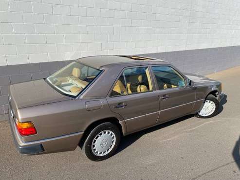 1990 Mercedes 300 E 4-Matic Sedan rare! for sale in Jefferson, OR