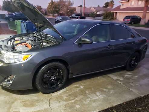 2013 TOYOTA CAMRY HYBRID XLE for sale in Los Banos, CA