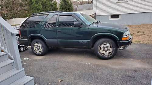 2003 2dr Chevy Blazer 4x4 - cars & trucks - by owner - vehicle... for sale in Rockland, MA
