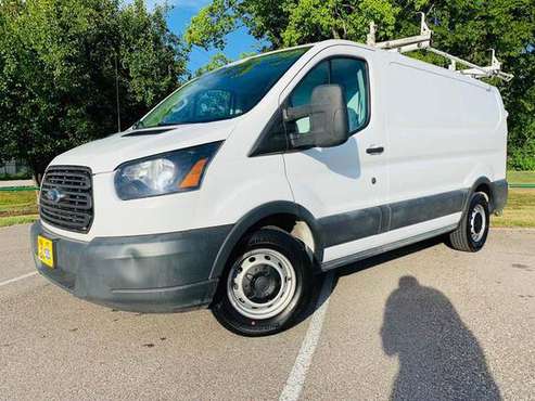 ♣♣ 2016 FORD TRANSIT CARGO/ WE FINANCE/ LIKE NEW for sale in Bryan, TX