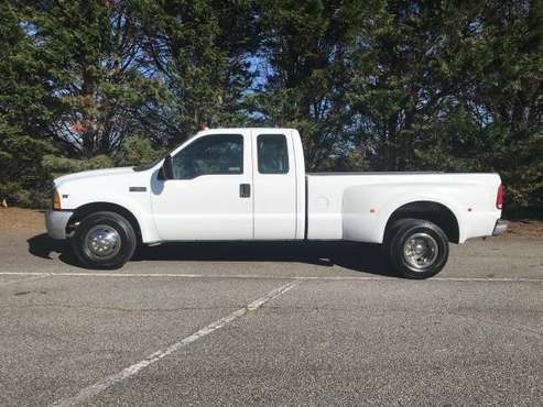 NICE Ford F350 Only 67k Mi Ext 4Dr Dually 1 Owner 5Speed V10 Gas for sale in Alto GA, GA