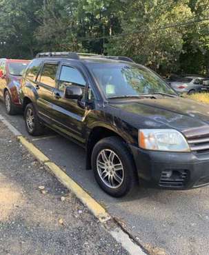 2004 Mitsubishi Endeavor for sale in STATEN ISLAND, NY