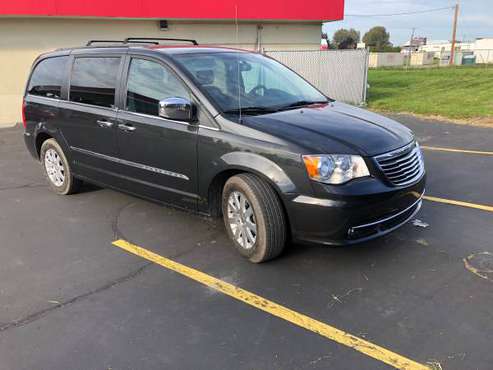 2011 Chrysler Town and Country for sale in Mount Vernon, WA