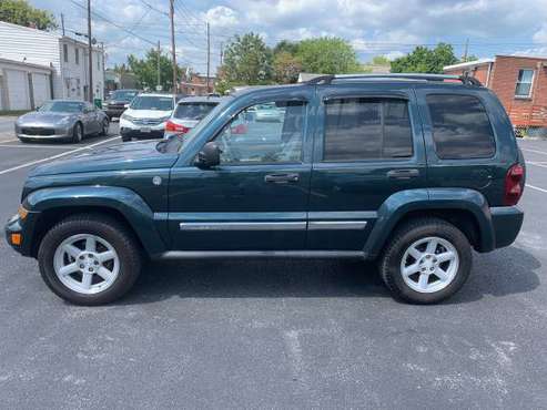 2005 Jeep Liberty Limited- Sunroof & Heated Leather - cars & trucks... for sale in Carlisle, PA