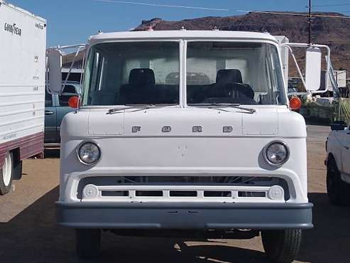 1970 FORD C600 CABOVER W/20' FLATBED & LIFT GATE for sale in Golden Valley, NV