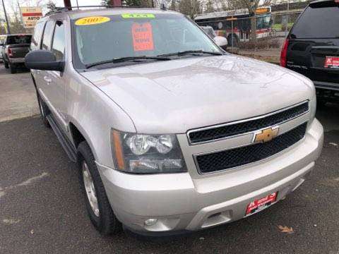 2007 Chevrolet Suburban 4x4! WARRANTY! - - by for sale in Salem, OR