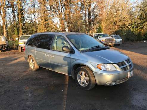 2005 Dodge Caravan - cars & trucks - by owner - vehicle automotive... for sale in lebanon, OR