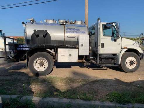 2008 International 4300 NON CDL SEPTIC TRUCK DT 466 AL - cars & for sale in Massapequa, NY