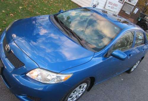 2009 Toyota Corolla Sun Roof-Real Nice ! - - by dealer for sale in Rochester , NY