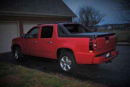 SALE PENDING - 2012 Red Chevrolet Avalanche 4WD - - by for sale in Kokomo, IN