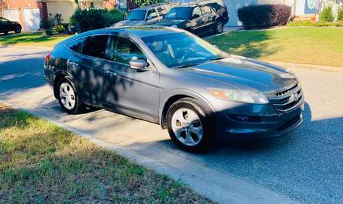 2010 Honda Accord Crosstour - cars & trucks - by owner - vehicle... for sale in Charleston, SC