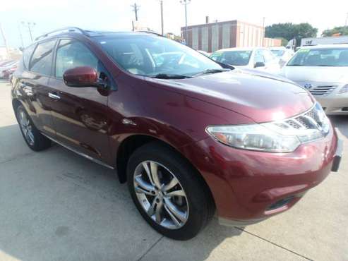 2011 Nissan Murano LE AWD !! Low Miles !! Maroon for sale in Des Moines, IA