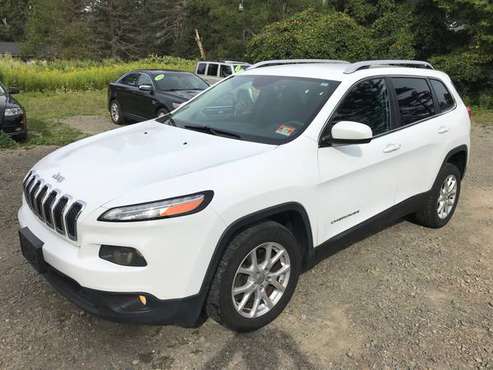 2014 Jeep Cherokee Latitude, LOW MILES, WARRANTY. for sale in Mount Pocono, PA