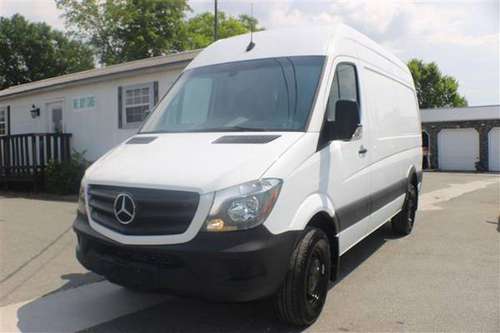 2017 MERCEDES BENZ SPRINTER WORKER 2500,CLEAN TITLE,1 OWNER, LOW MILES for sale in Graham, NC
