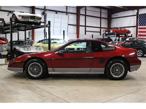 1987 Pontiac Fiero for sale in Kentwood, MI