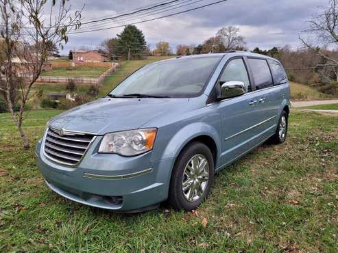 2008 Chrysler town and country limited great condition - cars &... for sale in Morristown, TN