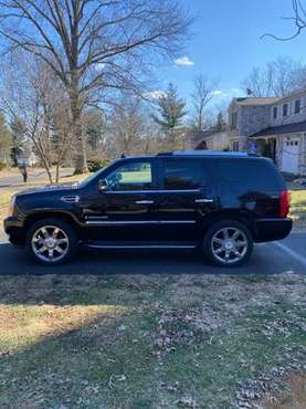 2007 Cadillac Escalade replaced factory GM engine 60k mi - cars & for sale in Huntingdon Valley, PA