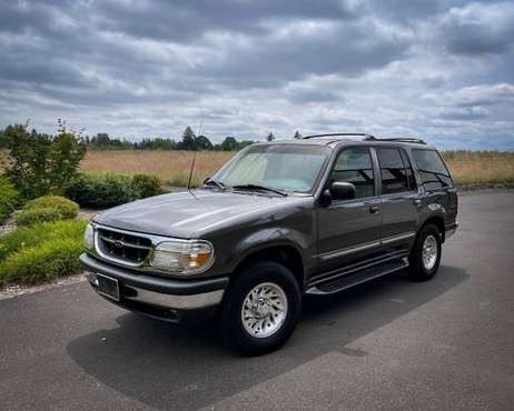 1998 FORD EXPLORER/Low Miles, Clean Title for sale in Hillsboro, OR