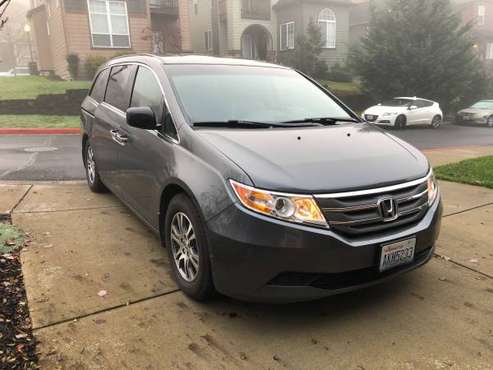 2012 Honda Odyssey EX-L - cars & trucks - by owner - vehicle... for sale in Camas, OR