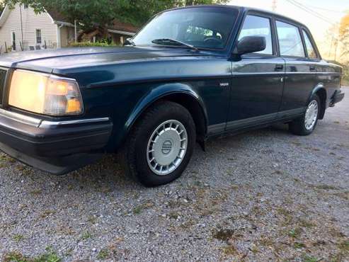 240 Volvo 1992 for sale in Lewisburg, TN