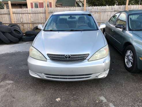 2003 TOYTA CAMRY LE - cars & trucks - by dealer - vehicle automotive... for sale in Fort Wayne, IN