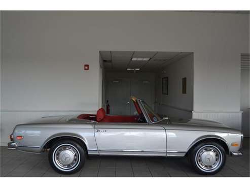 1970 Mercedes-Benz 280SL for sale in Southampton, NY