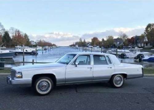 1991 Cadillac Brougham 5.7v8 99k Miles. for sale in Brightwaters, NY