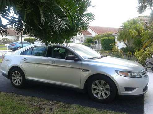Great 2011 Taurus for sale in Fort Lauderdale, FL