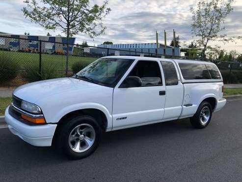 2000 Chevy S-10 pickup truck auto for sale in Seattle, WA