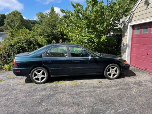 96 Honda Accord Manual for sale in Worcester, MA