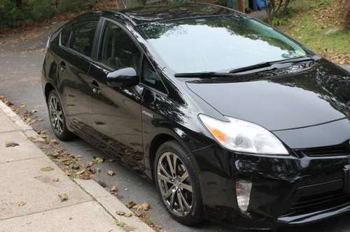 2012 TOYOTA PRIUS Prius plus wheels and tires $1,750 alone for sale in Waterbury, CT