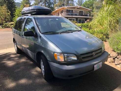 2000 Sienna Van - cars & trucks - by owner - vehicle automotive sale for sale in Ashland, OR