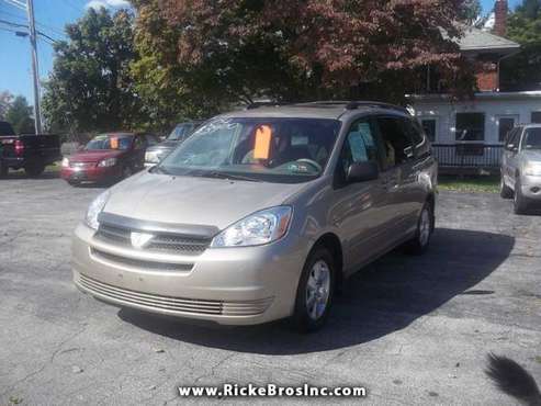2004 Toyota Sienna LE - 7 Passenger for sale in York, PA