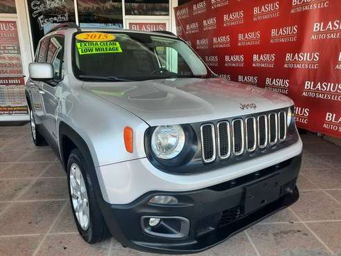 2015 Jeep Renegade Latitude low Miles - - by dealer for sale in Grand Prairie, TX