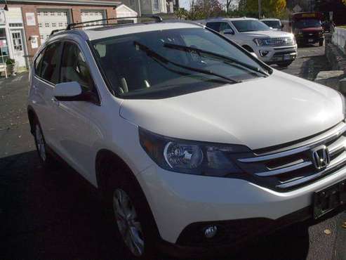 2014 HONDA CR-V EX-L MINT - cars & trucks - by owner - vehicle... for sale in New Canaan, NY